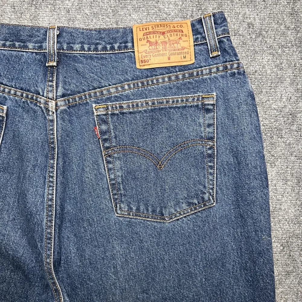 VTG Levis 550 Jeans Womens 22W Relaxed Fit Tapered Leg Made USA 99' Dark Wash‎